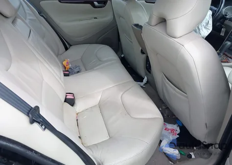 2008 Volvo S60 2.5T z USA, uszkodzony, nr VIN YV1RS592482685570